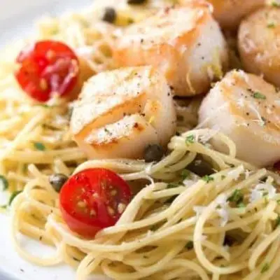 Scallops with Fettuccine Pasta in Lemon Sauce Featured picture
