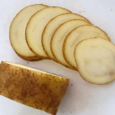 Cut the potatoes into enough thin slices
