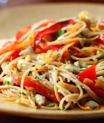 Linguini with Red and Green Peppers Featured Picture