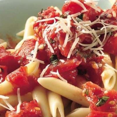 Penne Pasta with Fresh Tomatoes dish