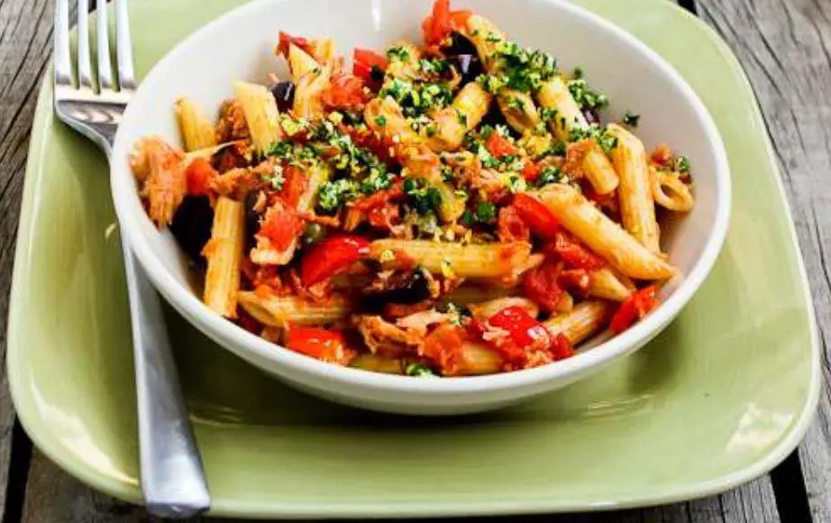Vegan Penne with Red Peppers . Pasta Recipe for WeightLoss Diets
