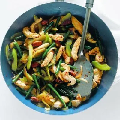 Chinese Stir-Fried Chicken & Celery Recipe